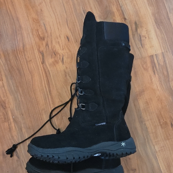 Baffin Waterproof Black Suede Lace-Up Women's Boots - Picture 3 of 10